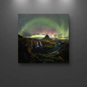 foto paisaje montañas con caídas de agua muestra